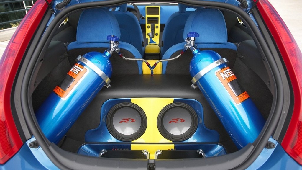 Nitrous oxide usage in cars